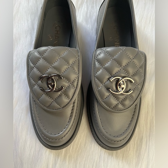 🔥CHANEL Loafers - Picture 11 of 11